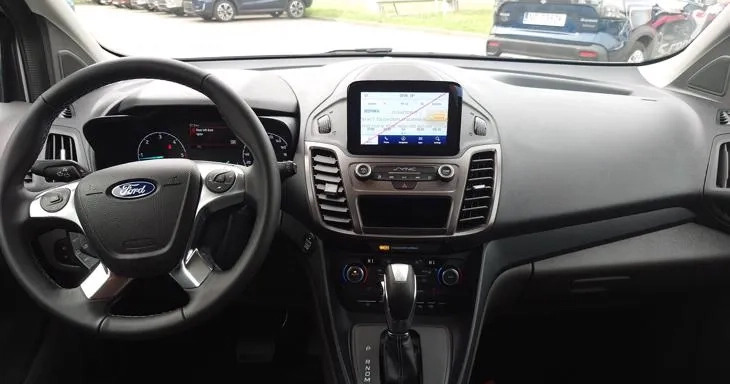 Ford Tourneo Connect cena 140452 przebieg: 10, rok produkcji 2023 z Tłuszcz małe 631
